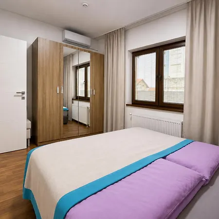 Forum Apartment